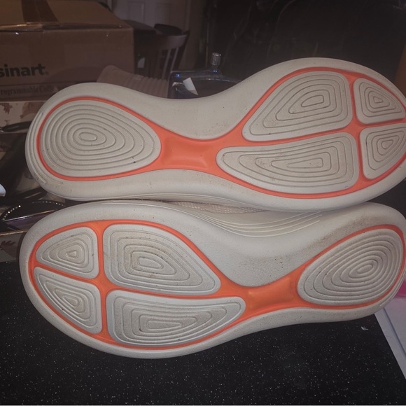 APL White Knit Slip-On Sneakers - Picture 2 of 2